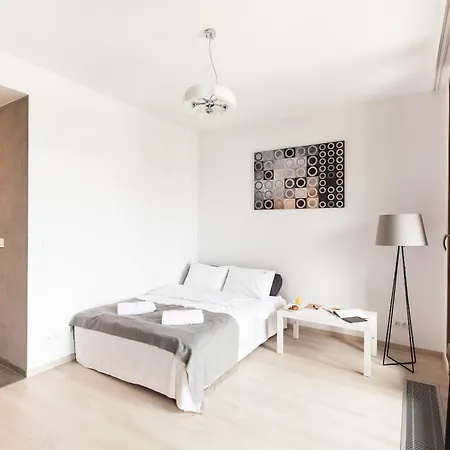 Warsaw Aparthotel Apartmanhotel 3*