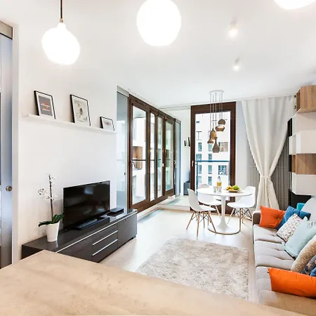 Warsaw Aparthotel Апарт-отель