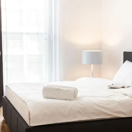 Warsaw Aparthotel Apartahotel 4*