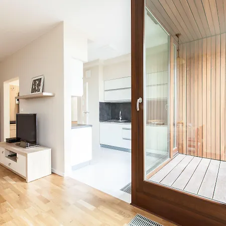 Warsaw Aparthotel Apartahotel 4*