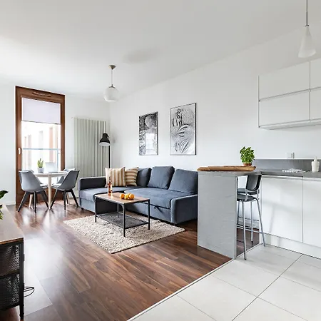 Warsaw Aparthotel 4*