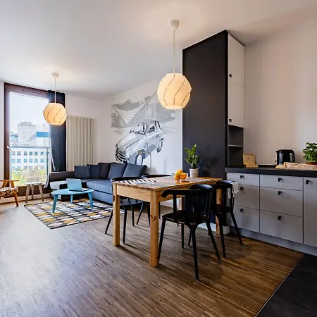 Warsaw Aparthotel Апарт-готель Варшава