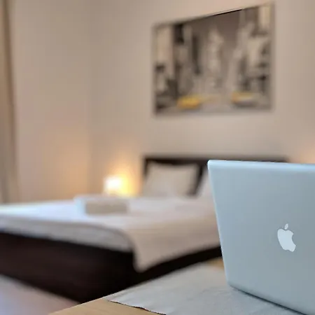 Warsaw Aparthotel Апарт-отель Варшава