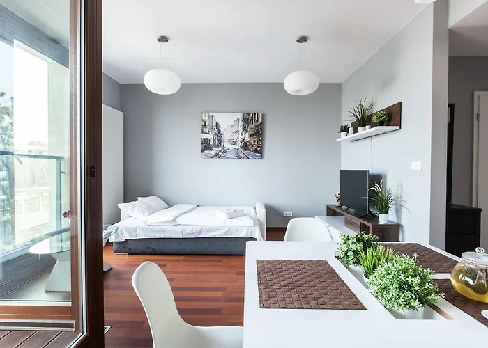 Warsaw Aparthotel 4*