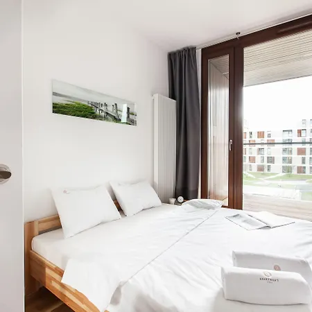 Warsaw Aparthotel 4* 바르샤바