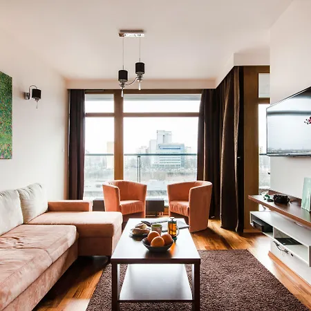 Warsaw Aparthotel 4* 바르샤바