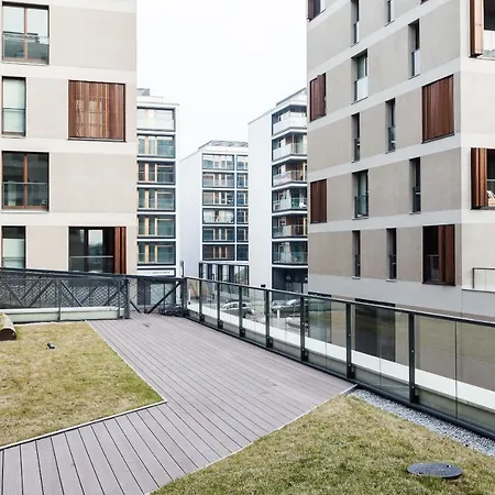 Warsaw Aparthotel 4* 바르샤바